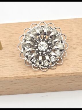 Vintage Silver Tone Sunburst Brooch - Clear Rhinestone Mid-Century Starburst Pin